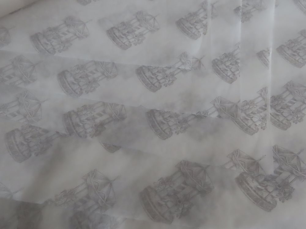 Karrussel / 20gsm Tissue Paper White