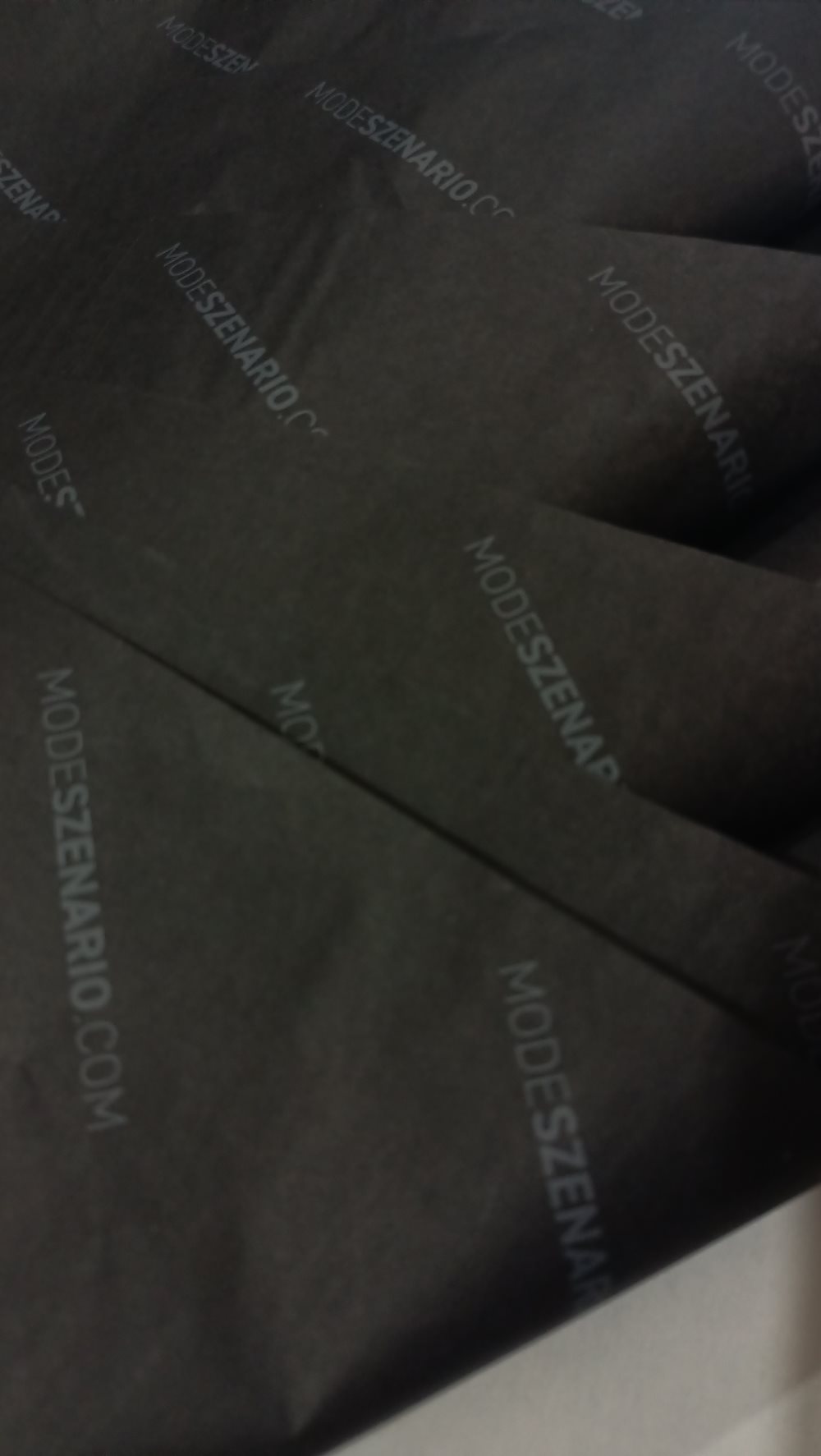 Mode Szenario Siyah Pelür Kağıt